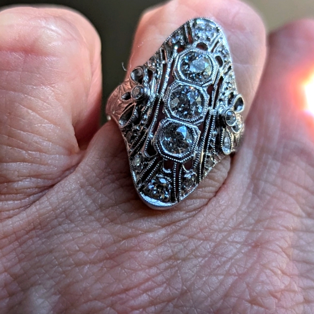 Antique Platinum 1.48TW diamond ring size 5.5 ๐น๐น๐น๐น - Picture 5 of 15